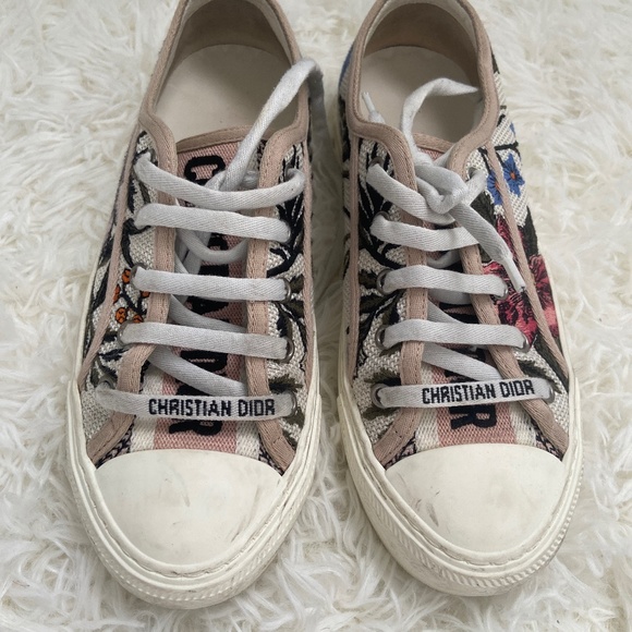 Christian Dior Sneakers - Picture 1 of 4